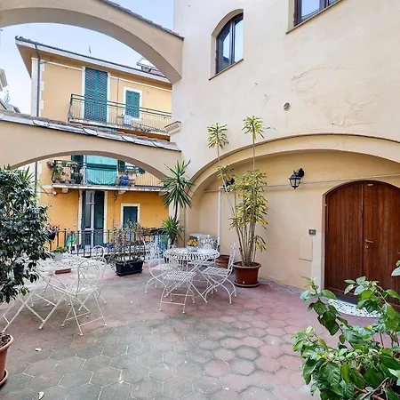 게스트하우스 Al Castello Residenza D'epoca 3*