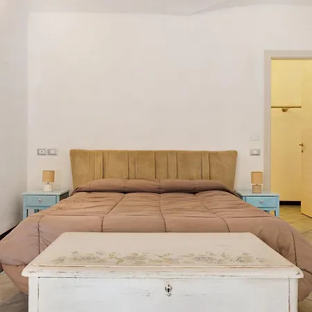 게스트하우스 Al Castello Residenza D'epoca 3*